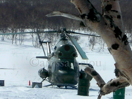 kamtchatka-helicopter sinking in snow copy